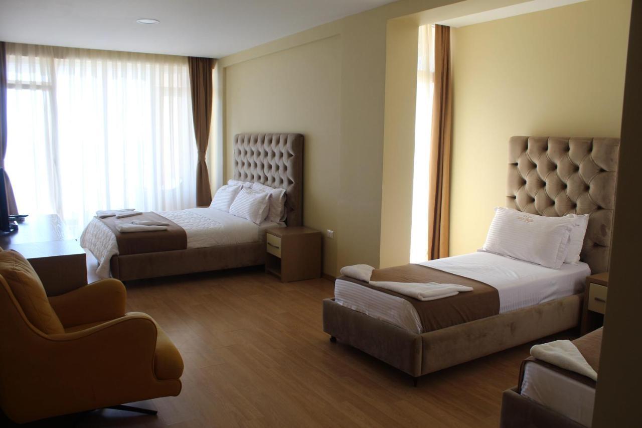 Hotel Frojd - Beach Front Resort Shengjin Exterior photo