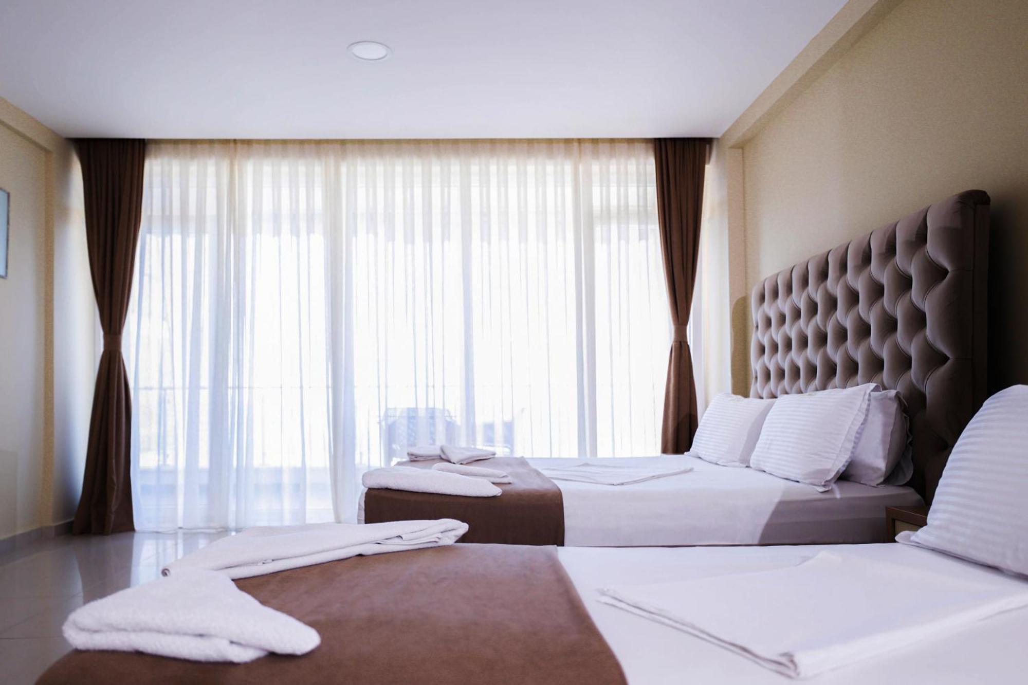 Hotel Frojd - Beach Front Resort Shengjin Exterior photo