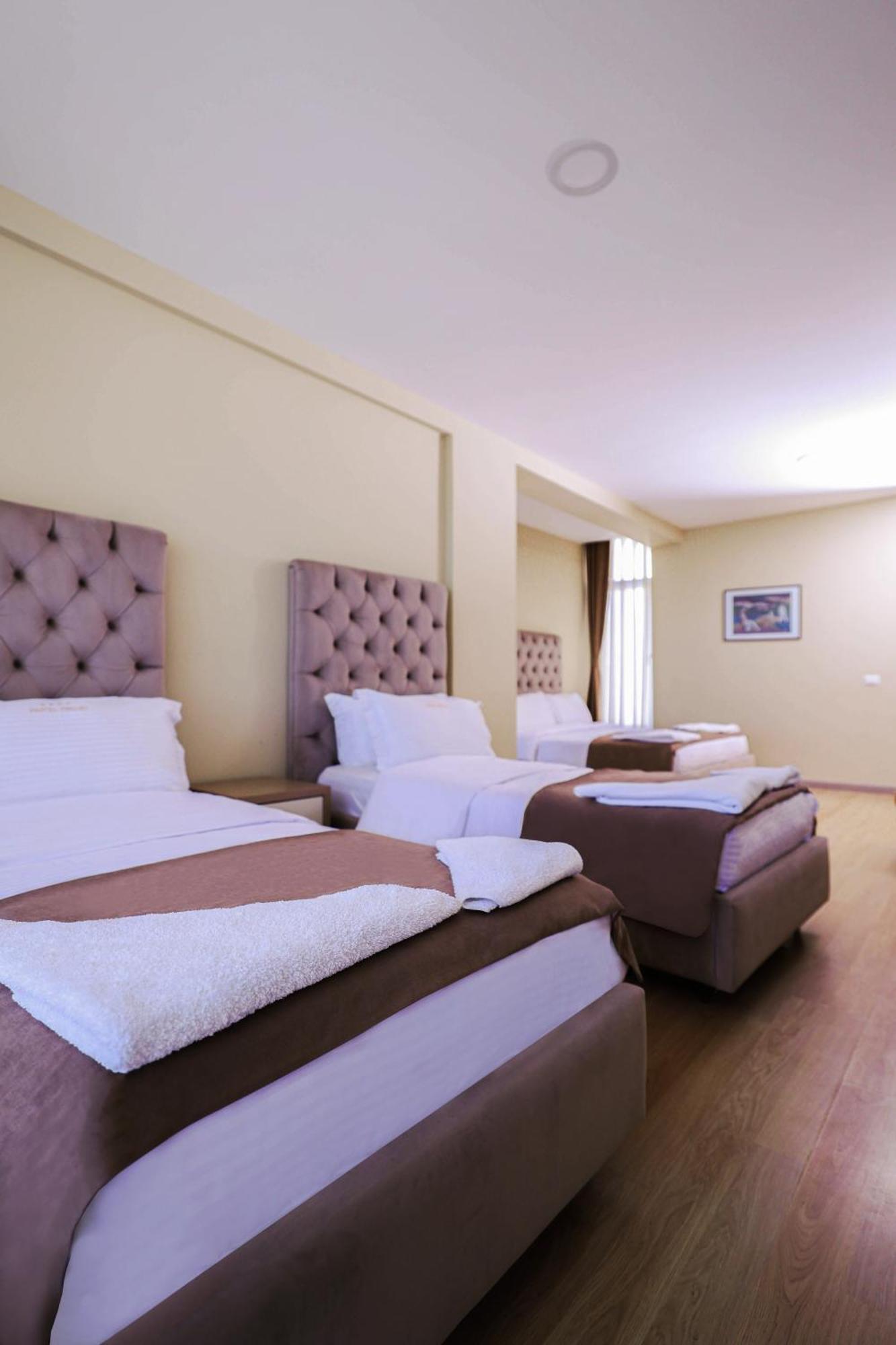 Hotel Frojd - Beach Front Resort Shengjin Exterior photo