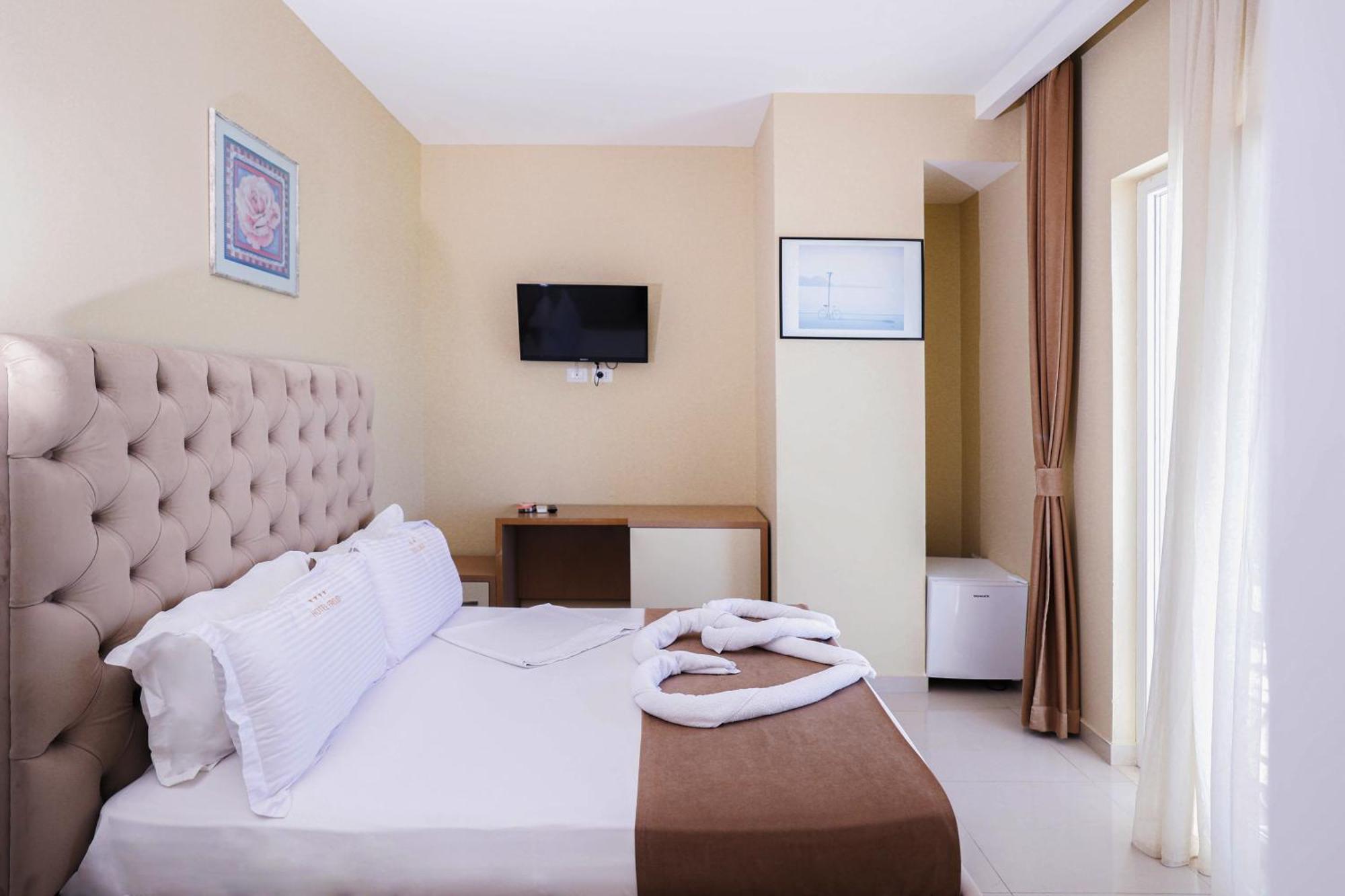 Hotel Frojd - Beach Front Resort Shengjin Exterior photo