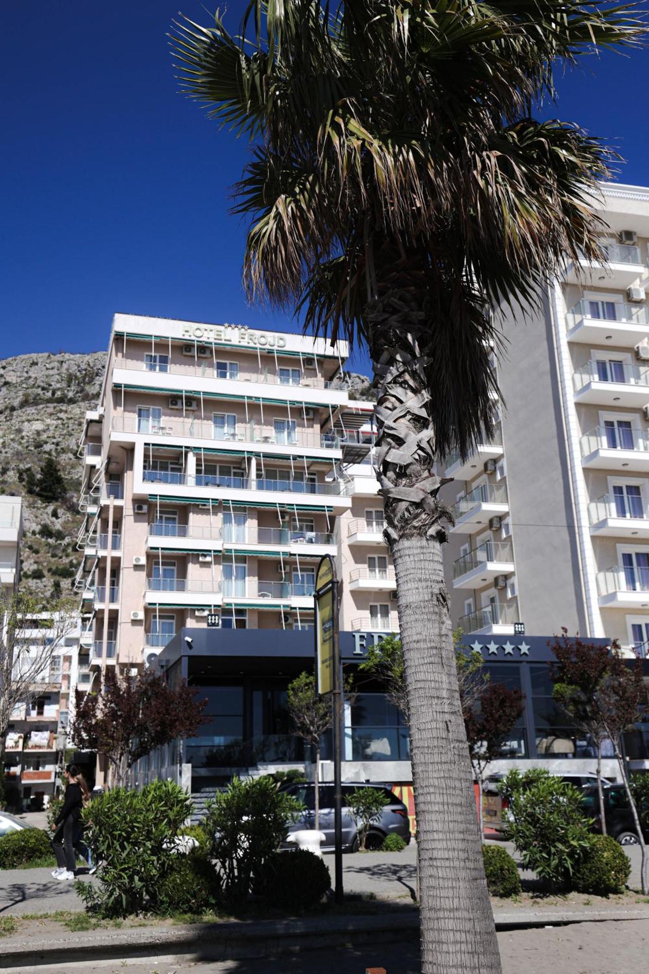 Hotel Frojd - Beach Front Resort Shengjin Exterior photo