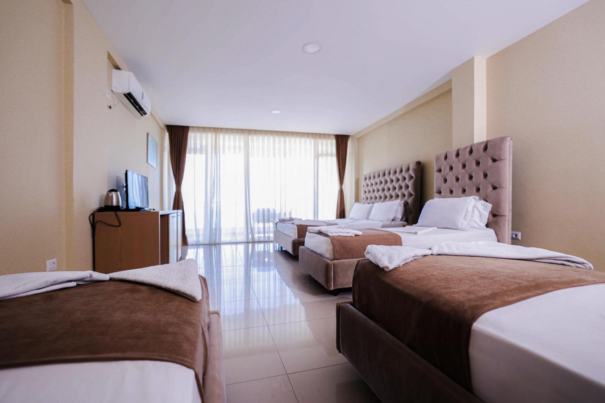 Hotel Frojd - Beach Front Resort Shengjin Exterior photo